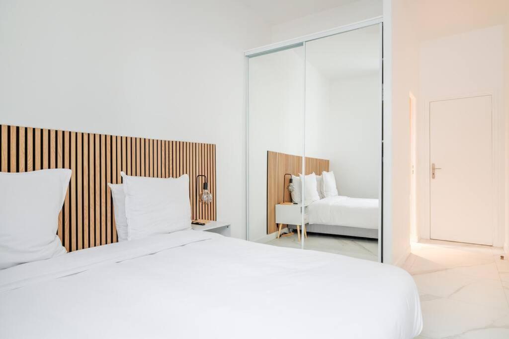 Cosy Flat For 6 People #2 Apartman Asnières Kültér fotó